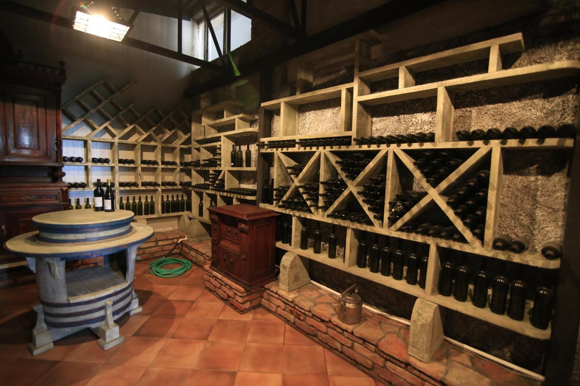 Chateau Bruale Tkhilistskaro Buitenkant foto